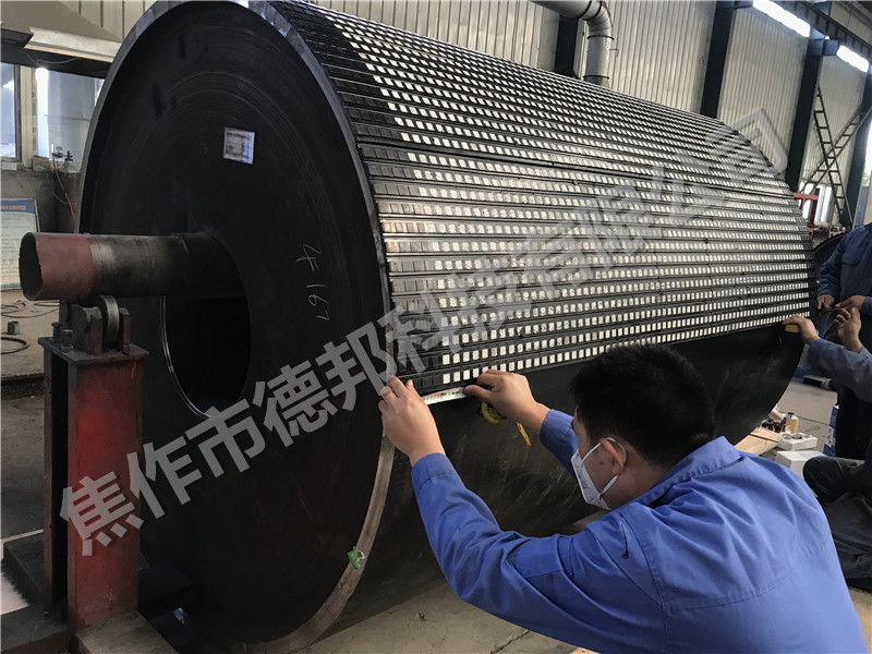 平?jīng)鲲w躍膠接技術有限公司于2016年2月開始使用我公司的冷粘包膠膠板